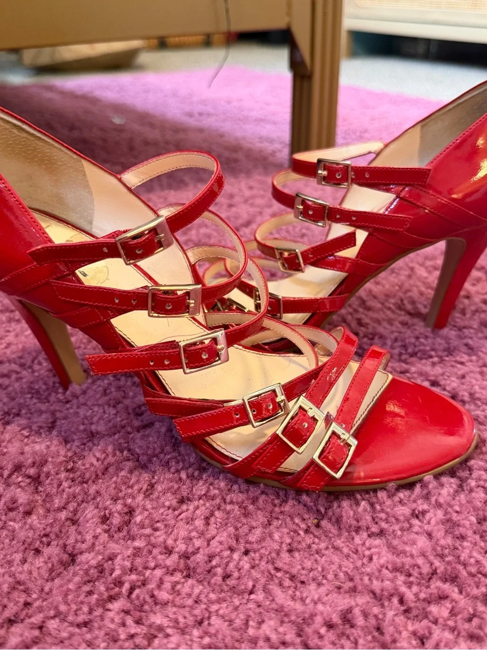 NINE WEST Red leather Strappy gold buckles high heel sandals - Size US 7